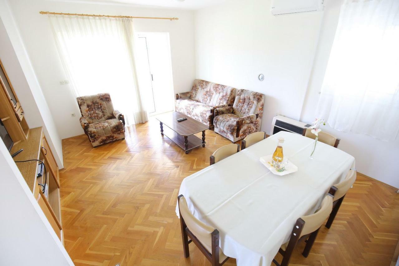 Large Gardens 2 Apartment Bibinje Exterior foto